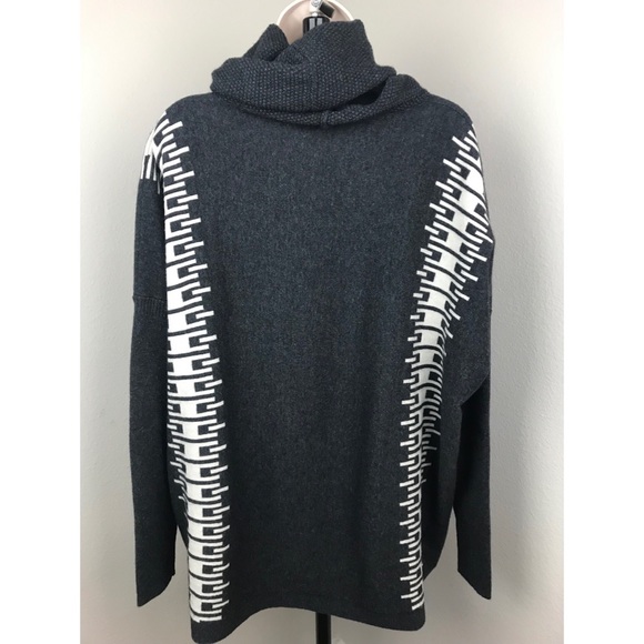 Leo & Sage Turtleneck Wool Sweater - Picture 5 of 7